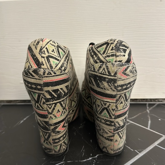 Millennial Dream Platform Wedge Bootie - Picture 3 of 5